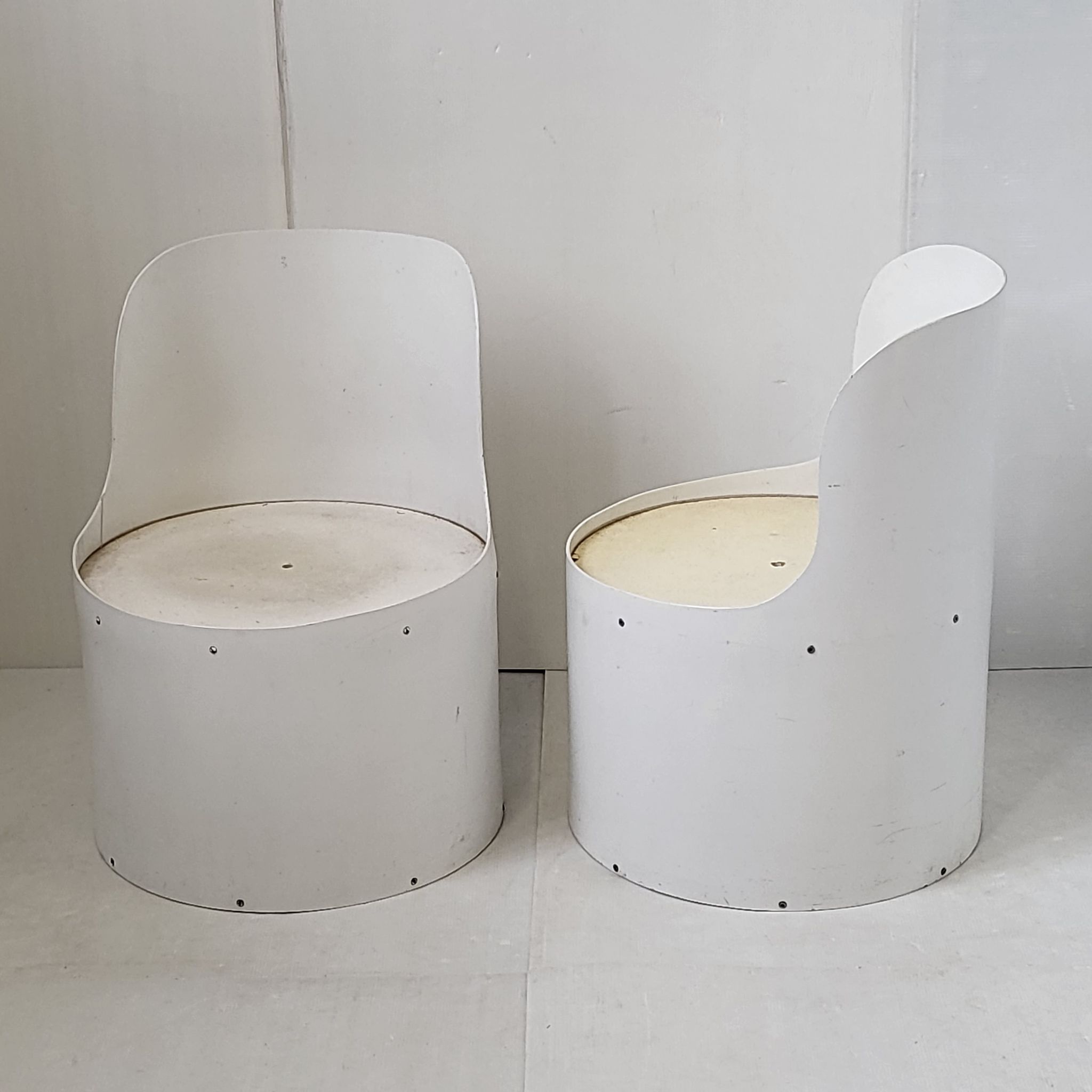 Paire de fauteuils Tomotom Bernard Holdaway 1970 space age