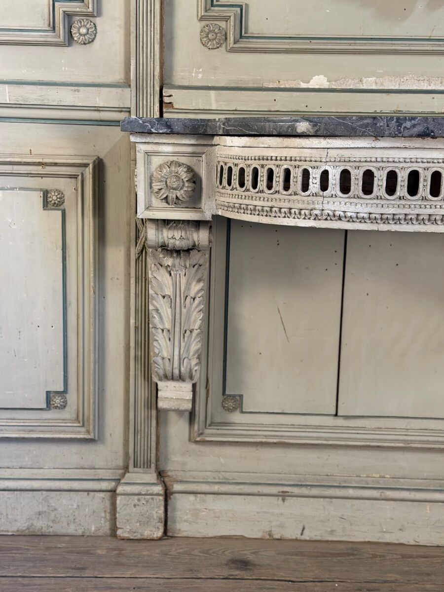 Louis XVI wall console in carved wood, grey patina, 18th century.