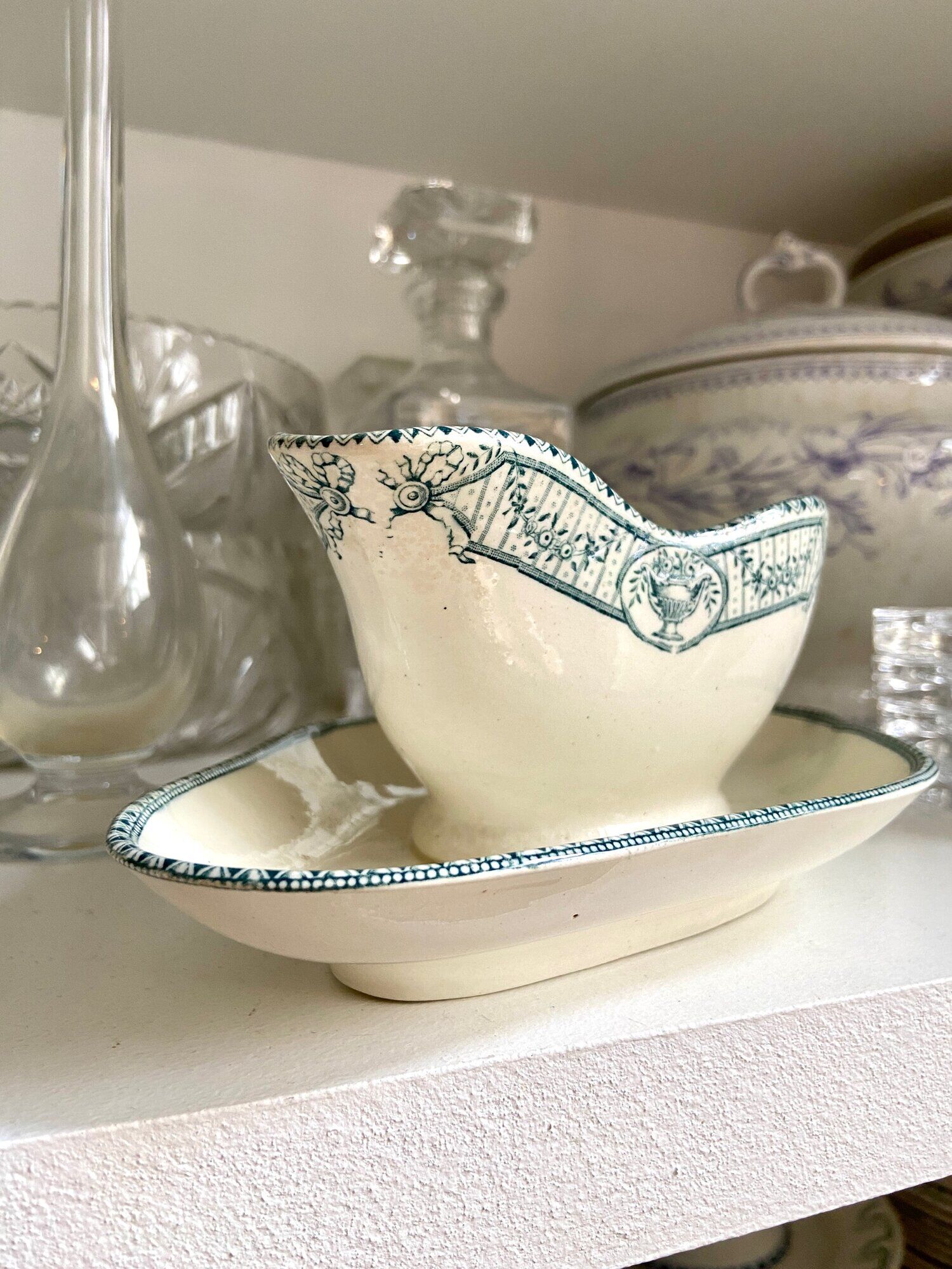 Saucière Salins en terre de fer, service "Directoire"