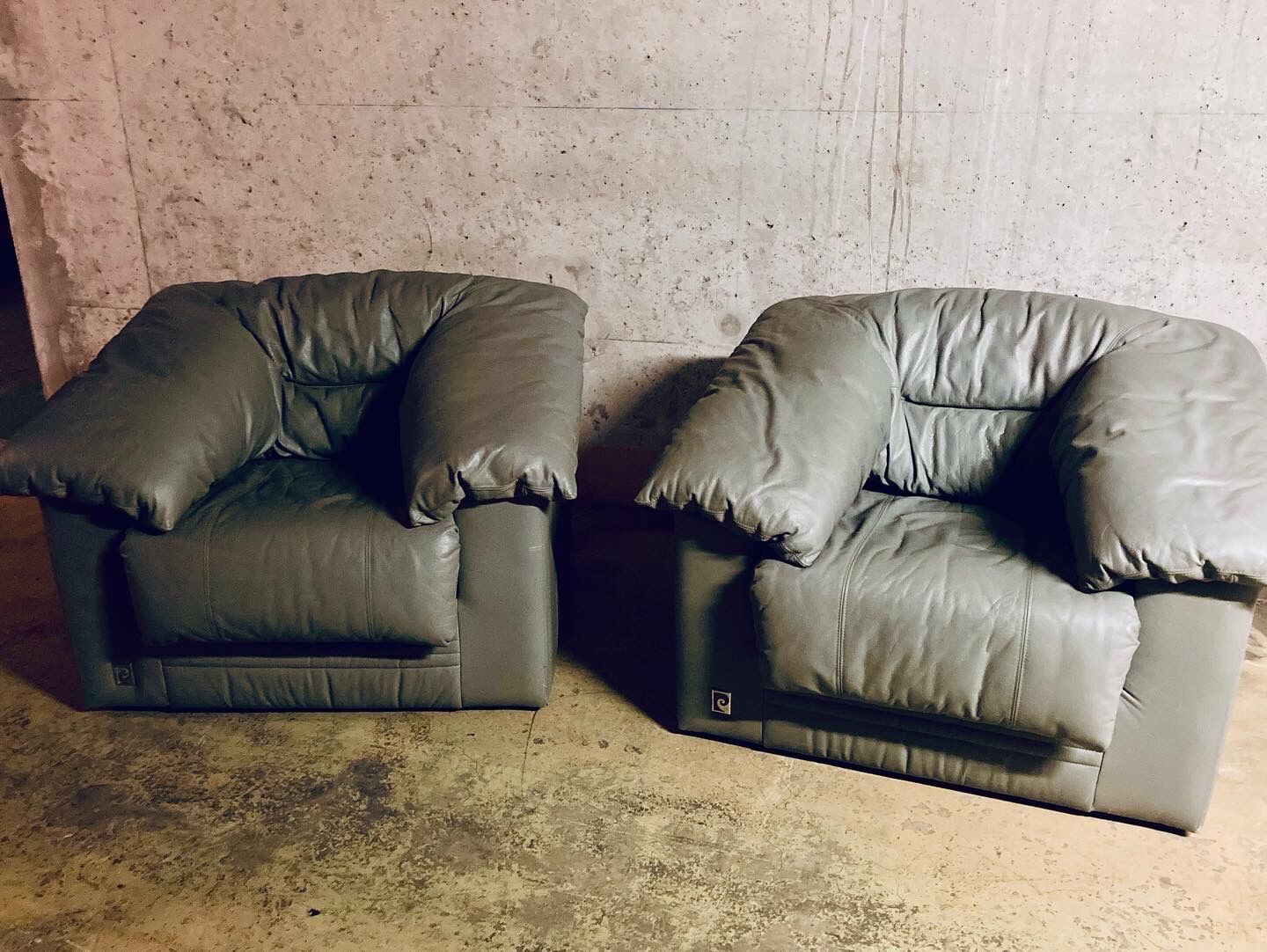Canapé et fauteuils Pierre Cardin