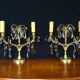 Paire de girandoles en bronze et cristal
