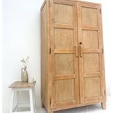 Armoire parisienne