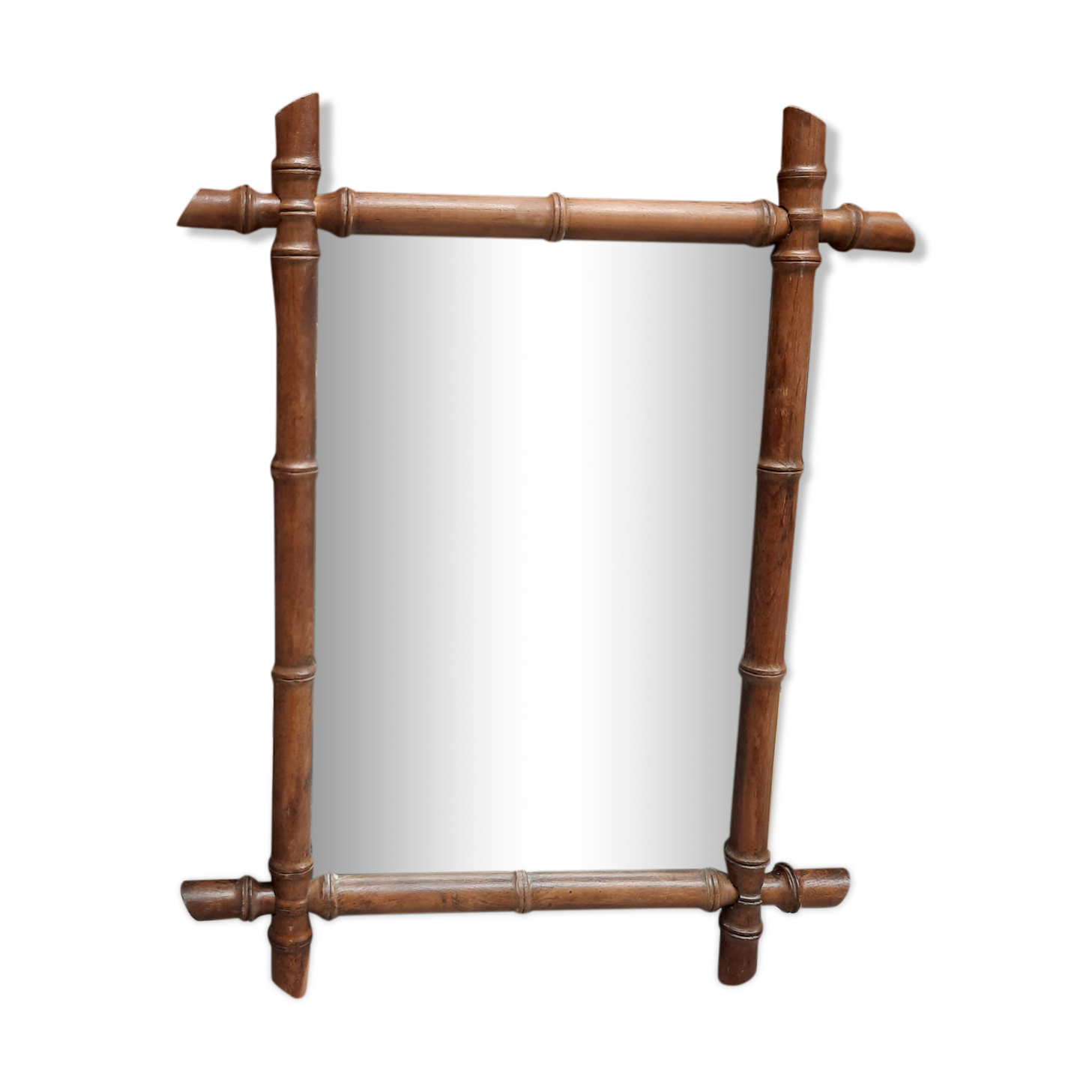 Bamboo-style barber mirror