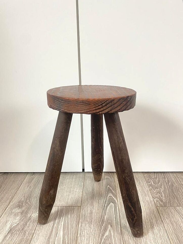 Tripod stool