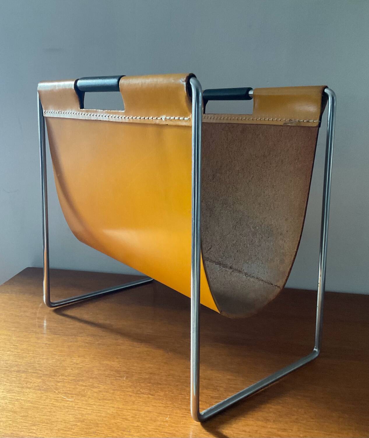 Dodime magazine rack for Brabantia from the 60s and 70s