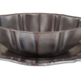 Sauce boat on Guy Degrenne tray