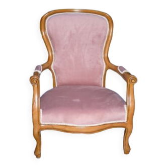 2 pink wooden armchairs