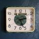 Horloge vintage pendule murale "verte dorée"