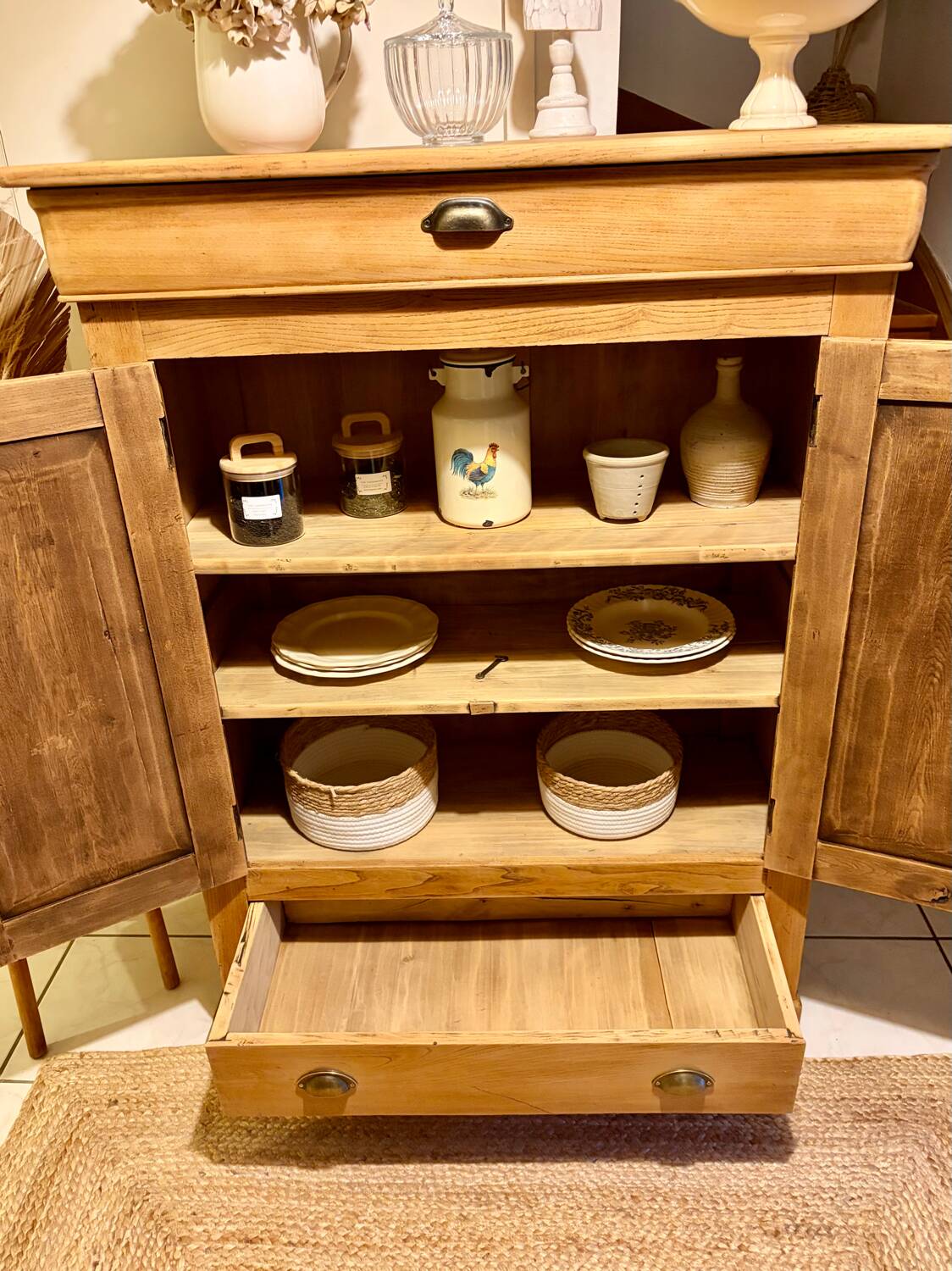 Large rustic jam maker