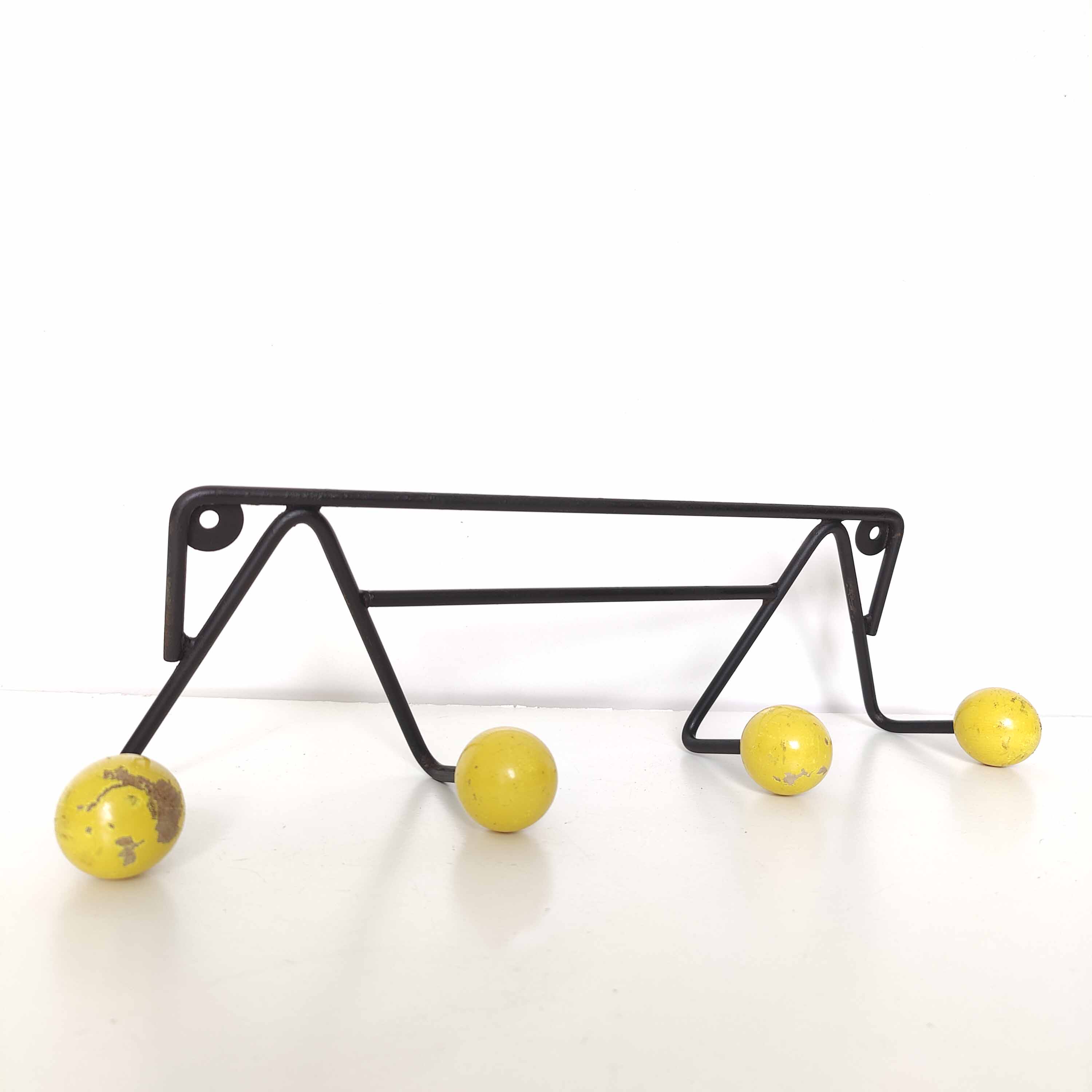 Zig-Zag wall coat rack hooks yellow wood balls