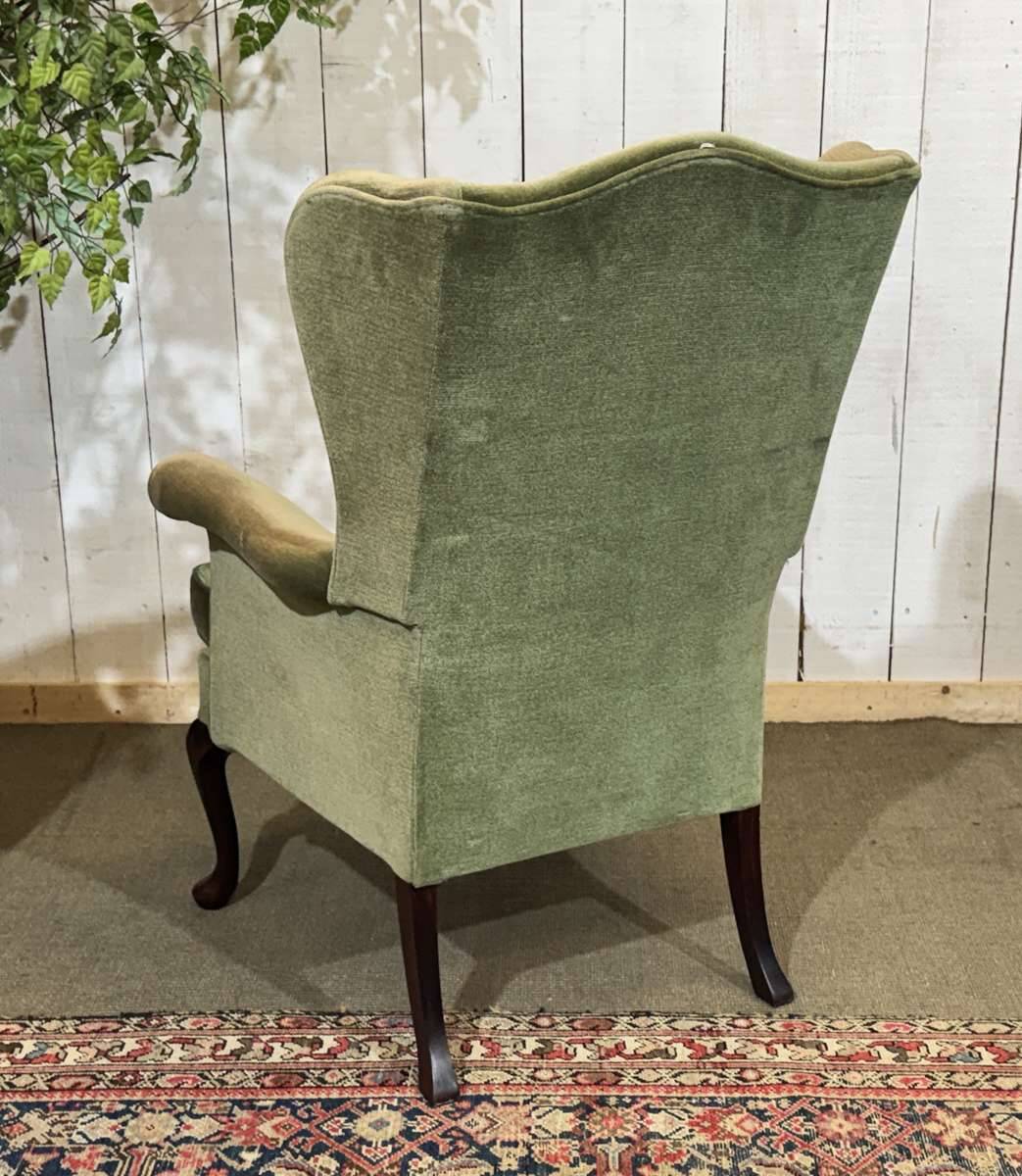 1970s English armchair by the brand Parker Knoll.