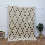 Azilal Berber rug in handmade wool 200 X 140 CM
