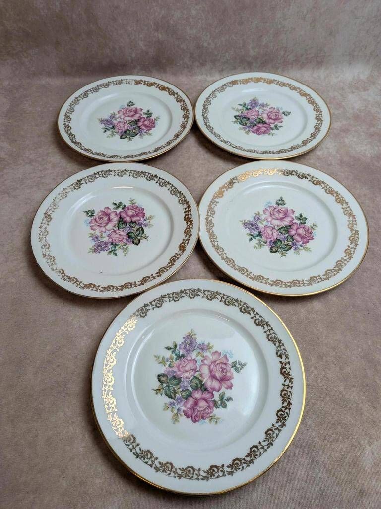 Set of 5 flat plates in Limoges porcelain – Floral decoration and gilding