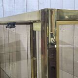 Paire de vitrines d'exposition en chrome doré et verre fumé - années 80