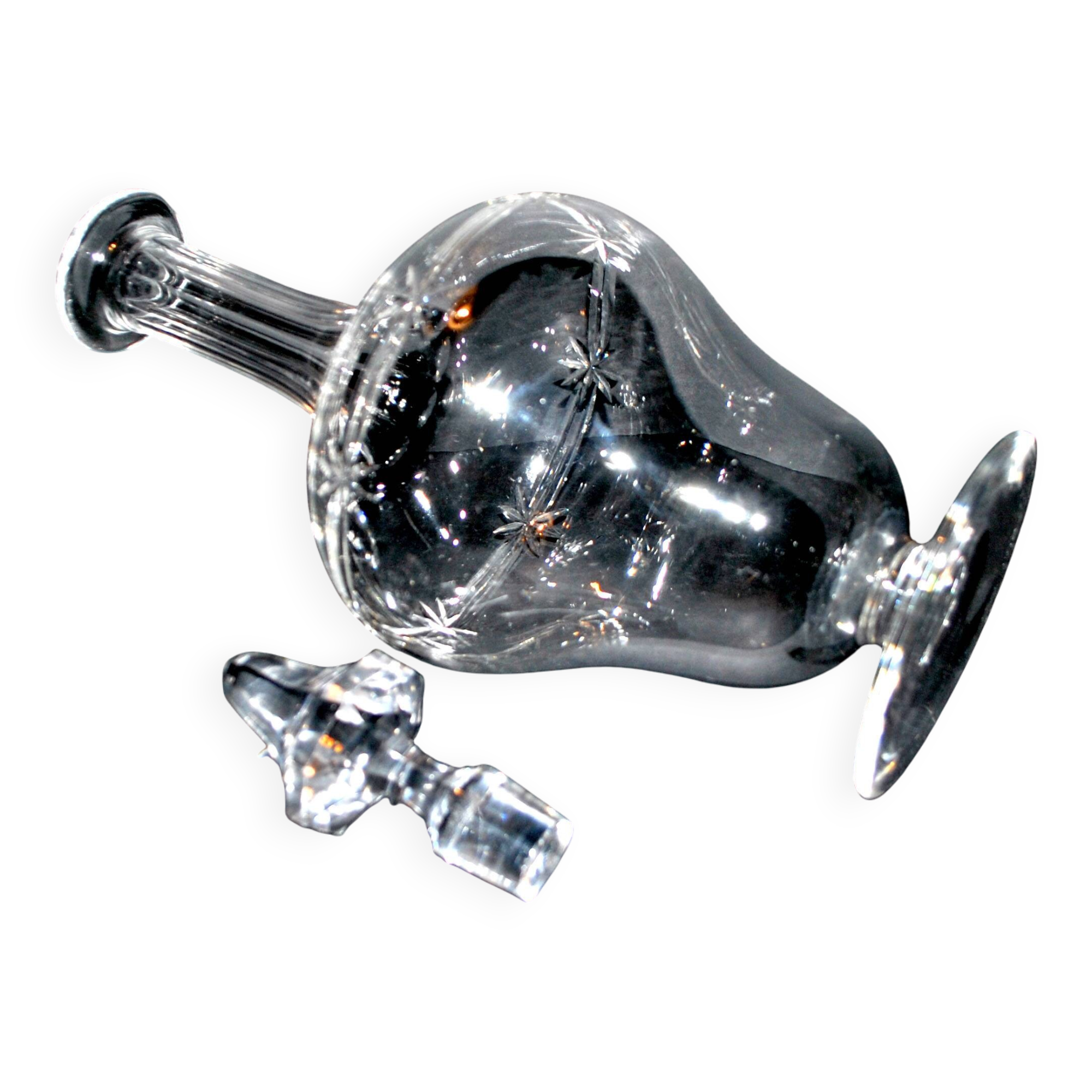 SAINT-LOUIS Reims carafe in star-cut crystal - 1930 Art Deco catalog