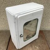 Former white metal pharmacy wardrobe vintage mirror