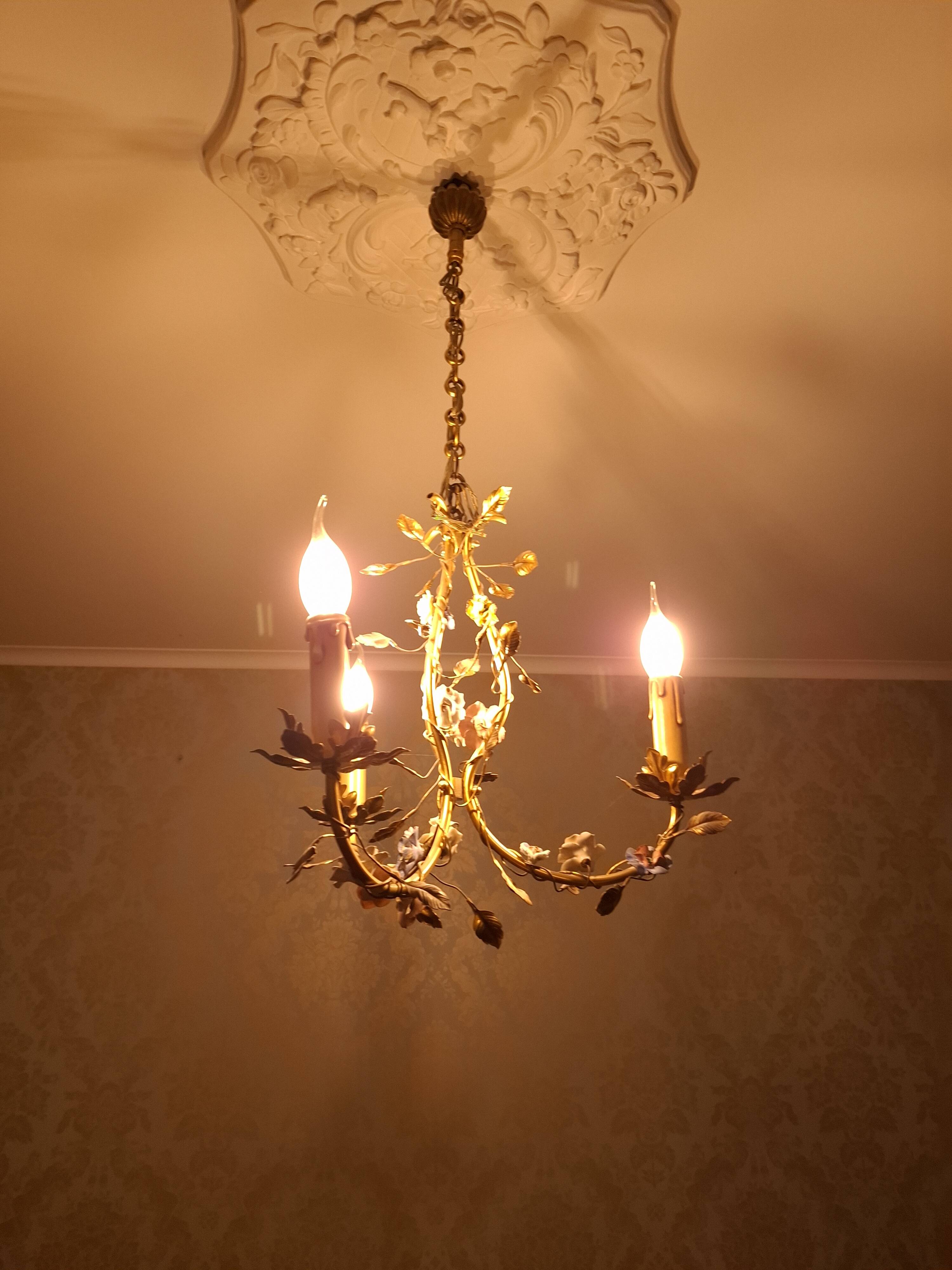 Lustre flower decoration