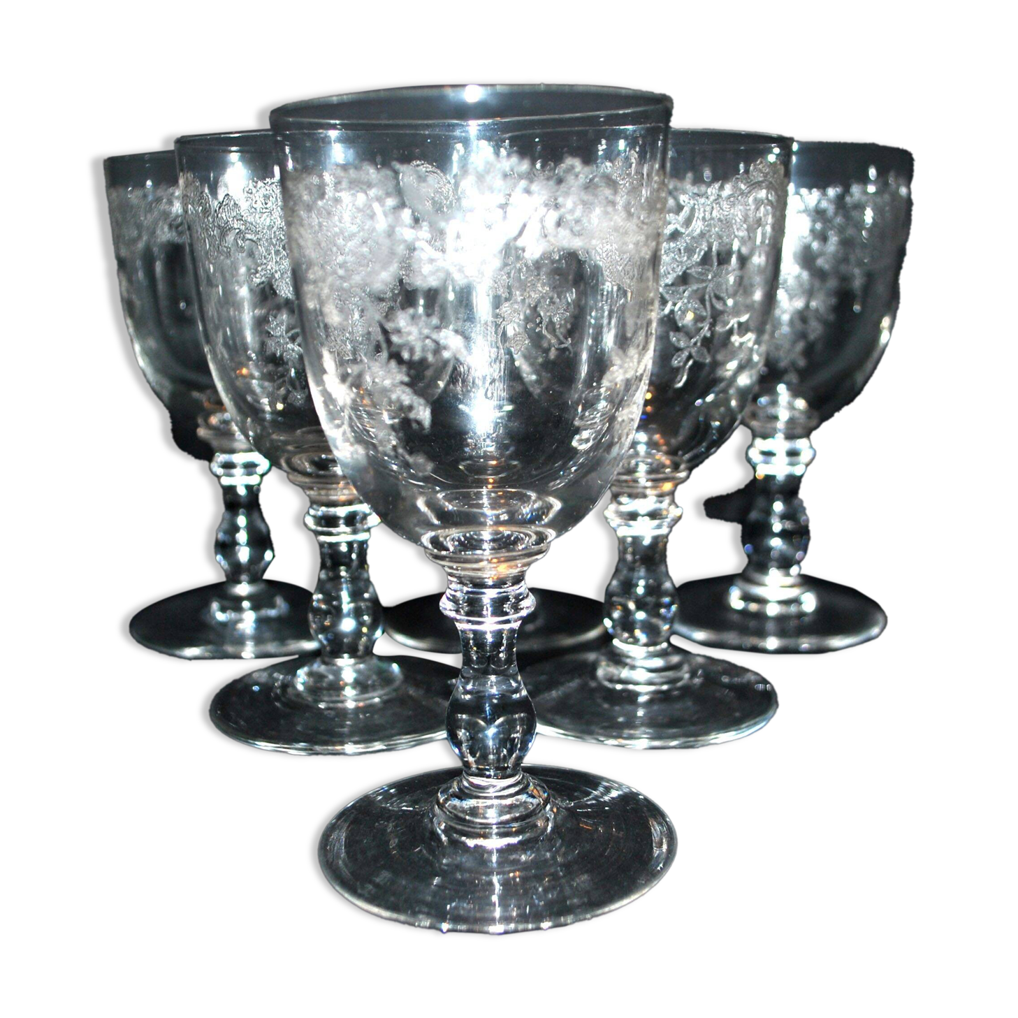 Saint-Louis set of 6 antique glasses with acid-etched rocaille and flower decoration 1920-30