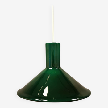 Lampe à suspension en verre vert double couche. Conçu par Michael Bang pour Holmegaard Danemark 1972