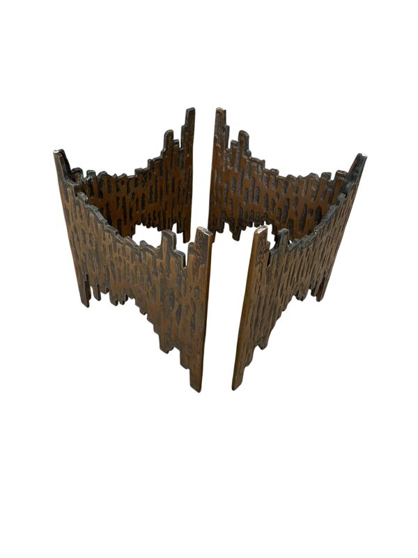 Table basse en béton brut faite à la main avec un plateau en verre