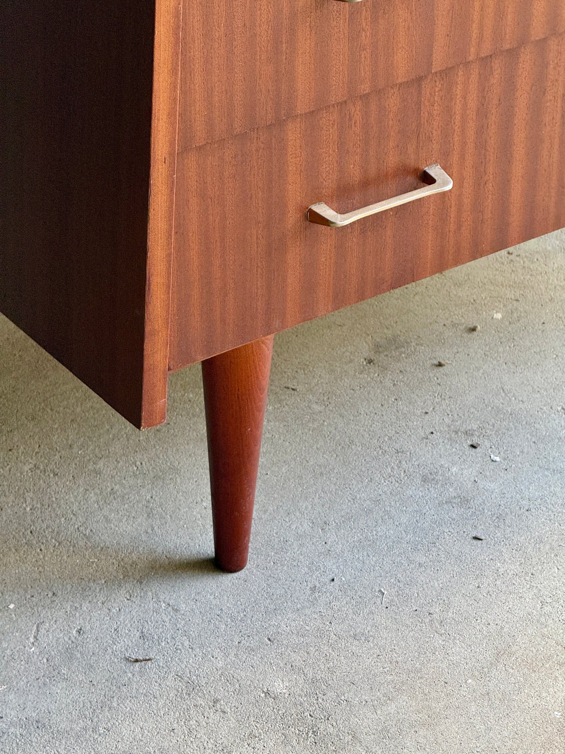 Mid-century commode style