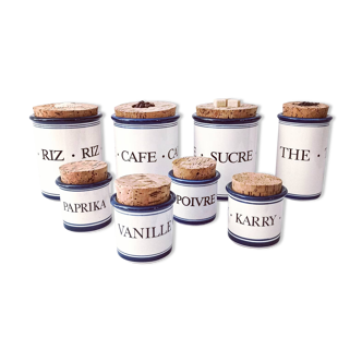 Spice pots