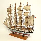 model of sailing boat / sailboat / old rigging