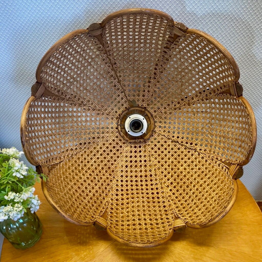Vintage rattan pendant lamp
