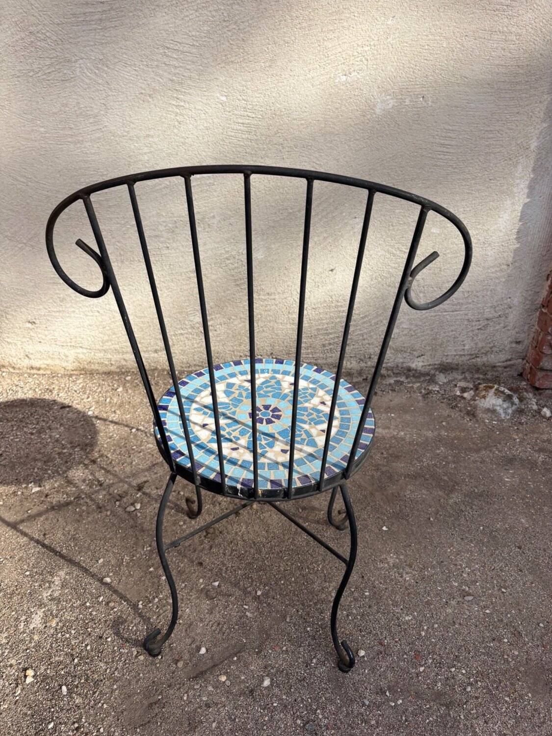 Mosaic garden furniture set in wrought iron, Mediterranean style, table and 4 chairs.