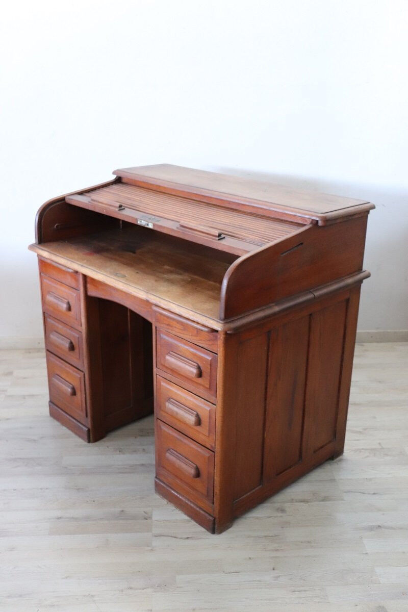 Bureau à rouleau en bois de chêne, Italie début du 20e siècle