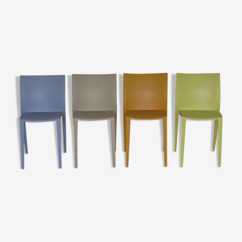 Suite de 4 chaises colorées de Philippe Starck pour XO France