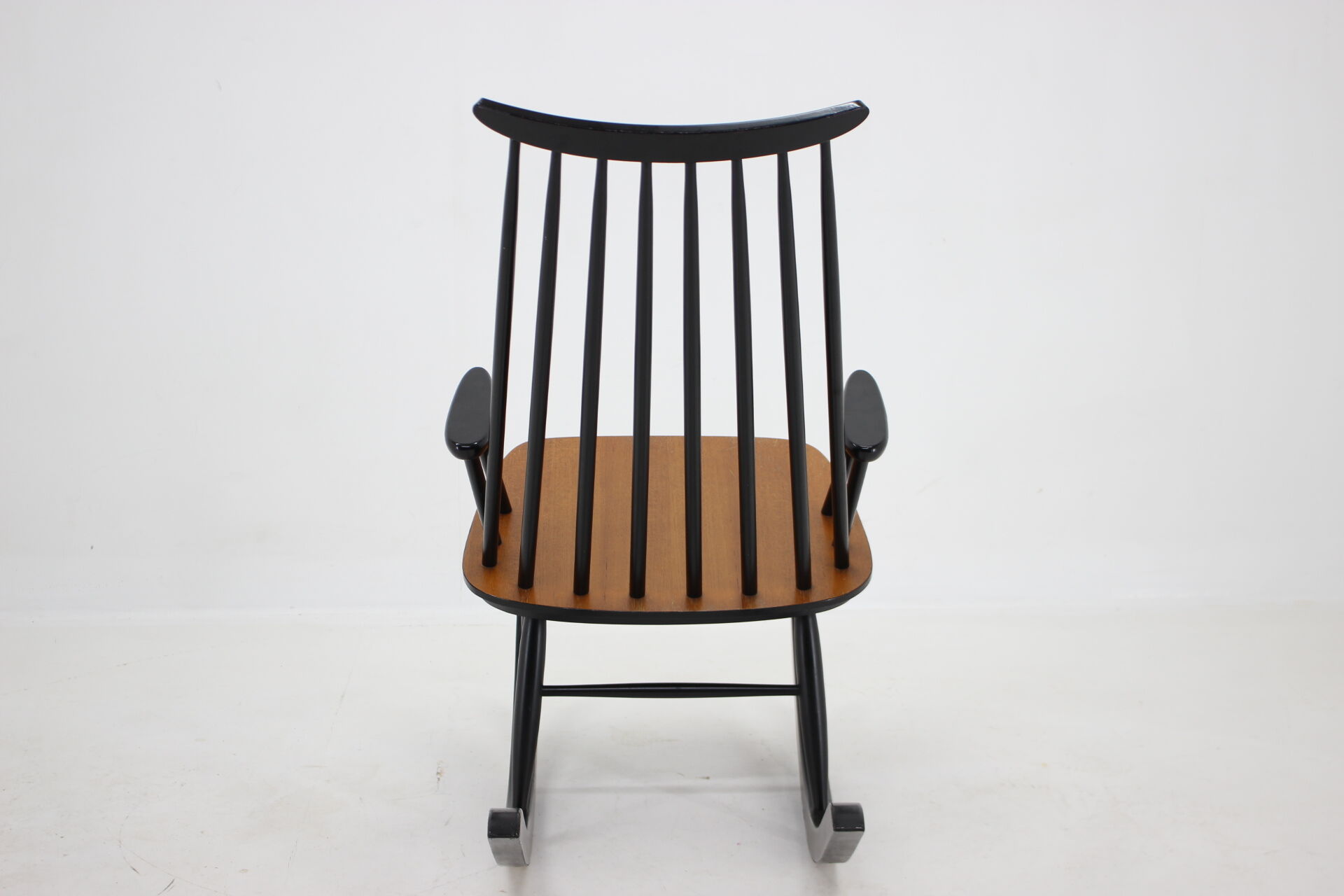 1960s Varjosen Puunjalostus beech rocking chair, Finland