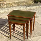 Tables gigognes
