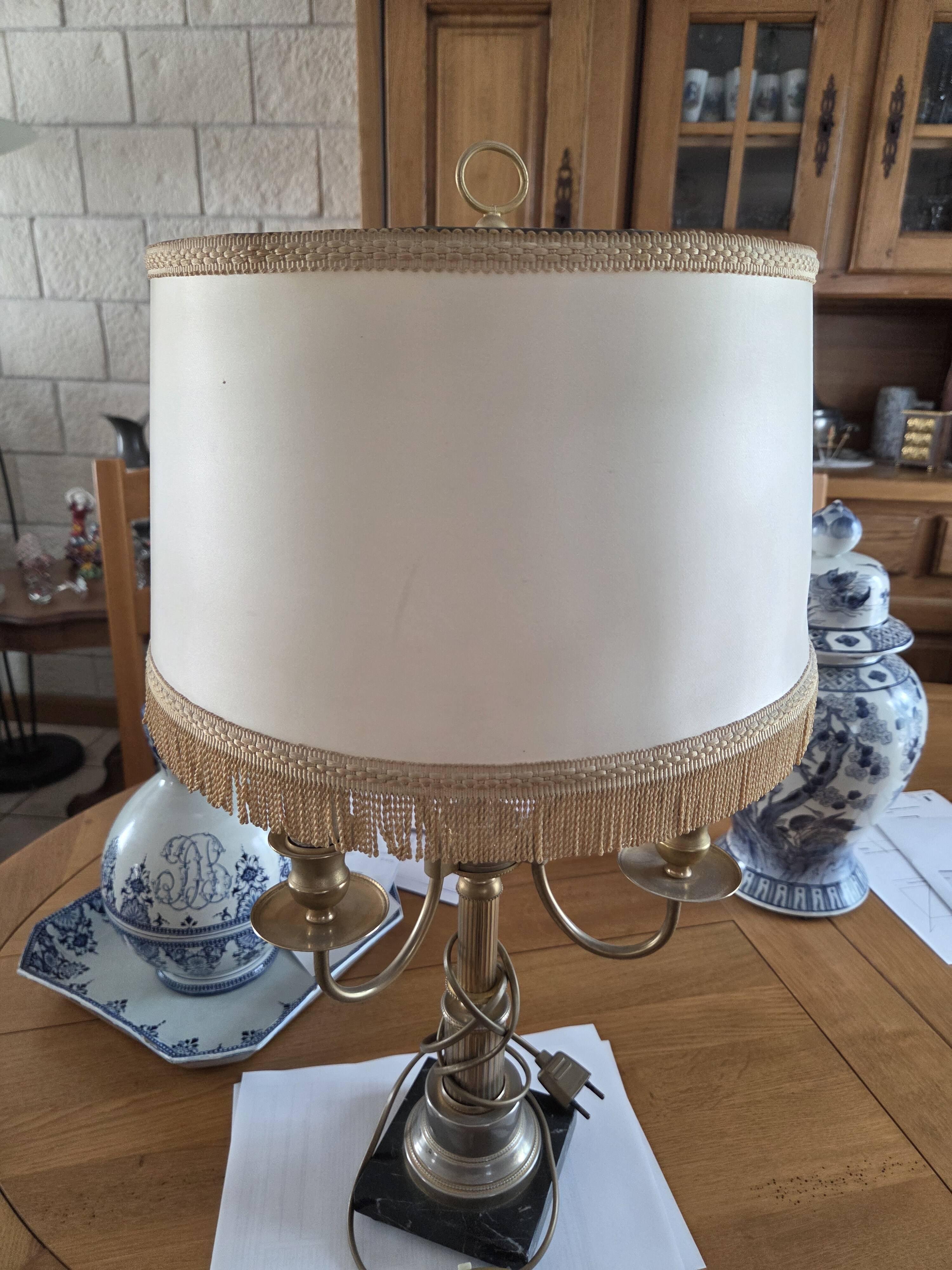Bedside lamp