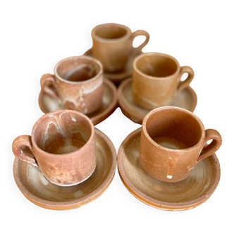 Set of 5 espresso coffee cups with their stoneware saucers