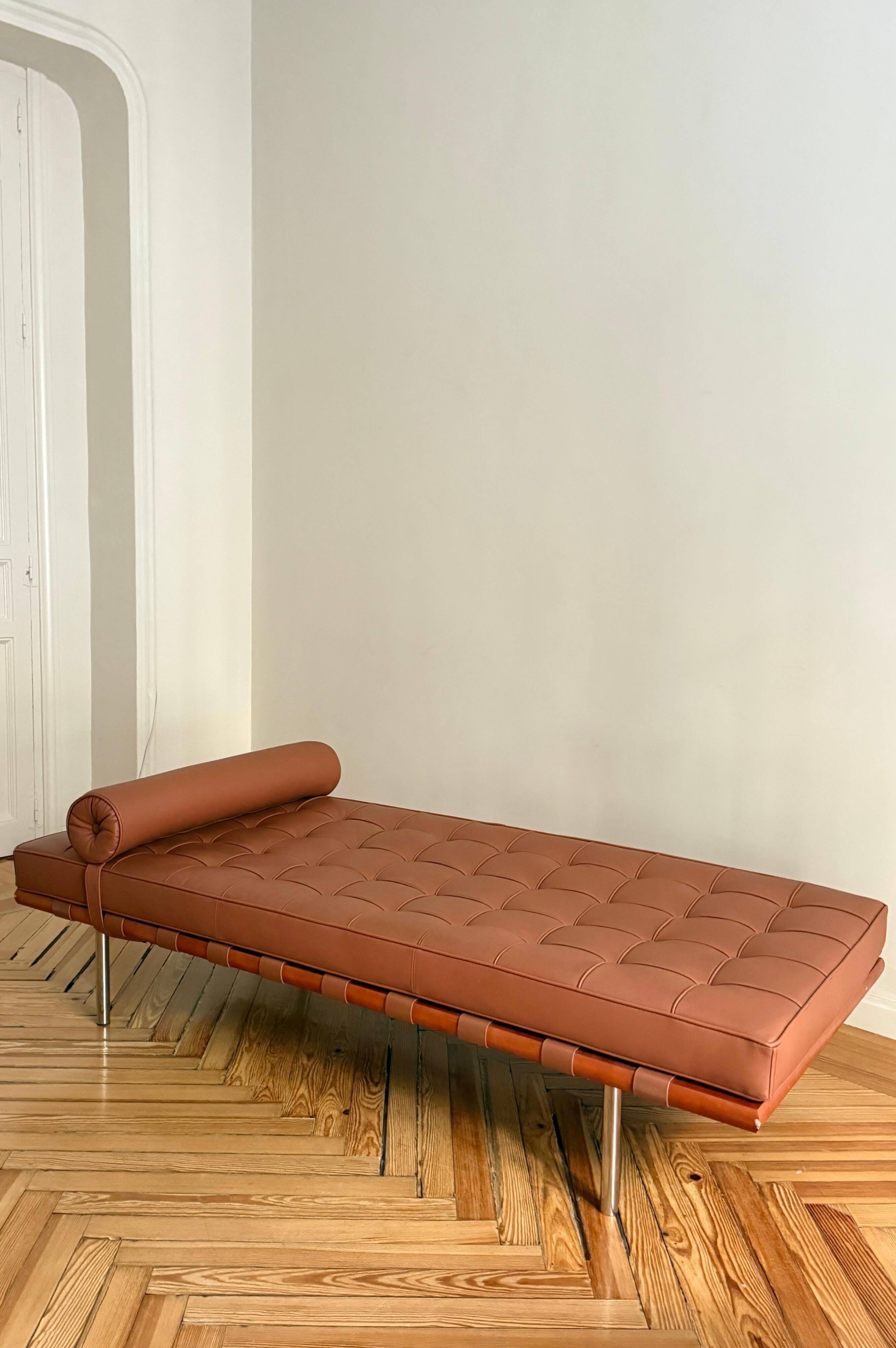 Chaise longue “Barcelona” de Mies van der Rohe