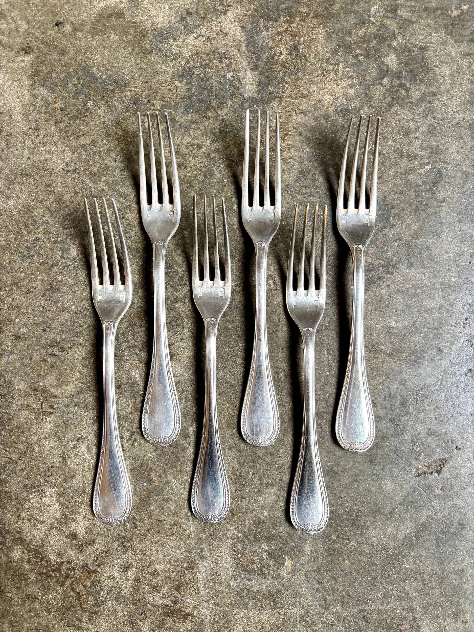 6 fourchettes Christofle en métal argenté, service "Malmaison"