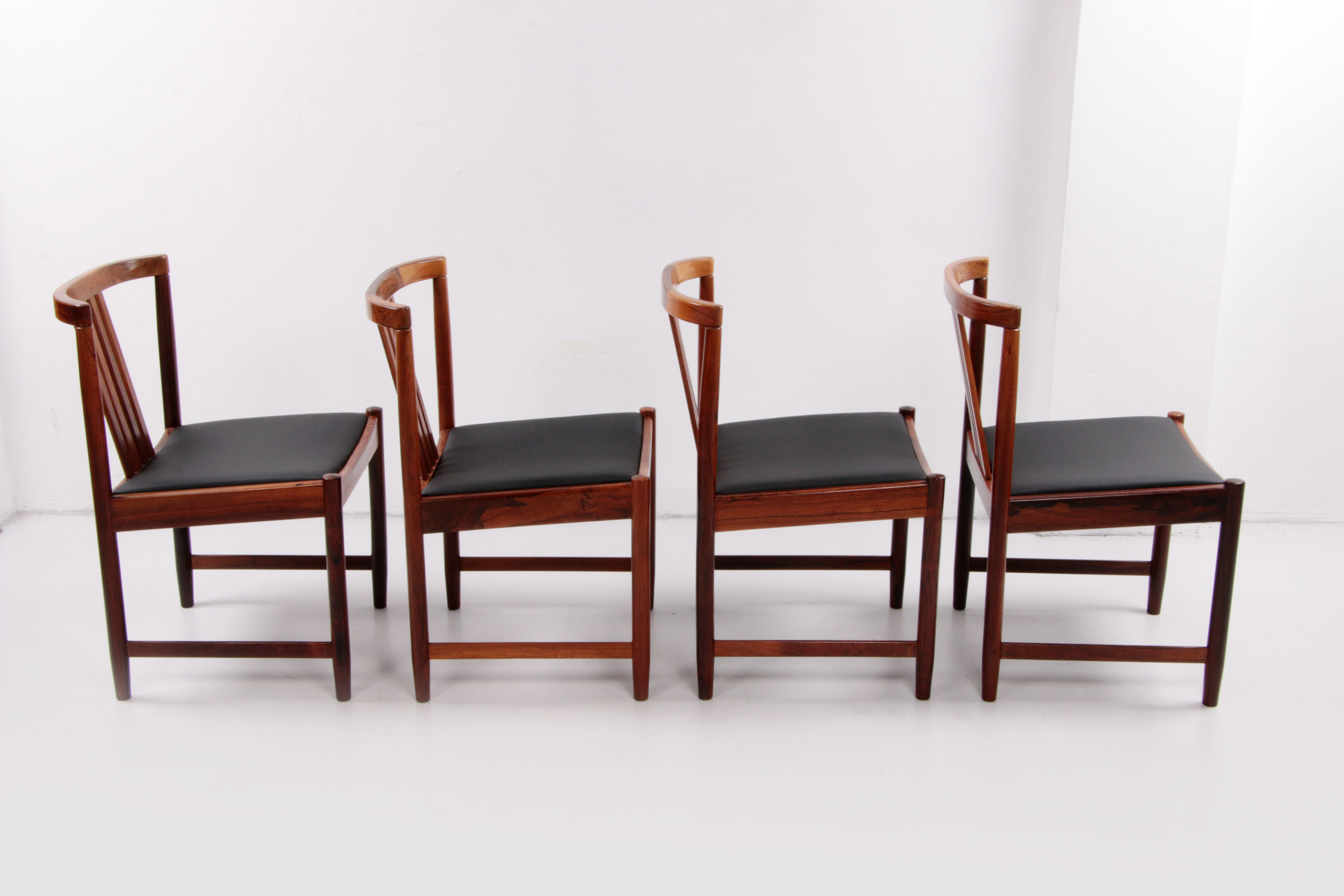 Dinner chairs design by Illum Wrapsø 1960 Denmark.