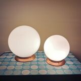 Pair of vintage globe lamps to table