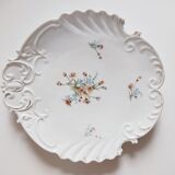 Porcelain shell-shaped dish