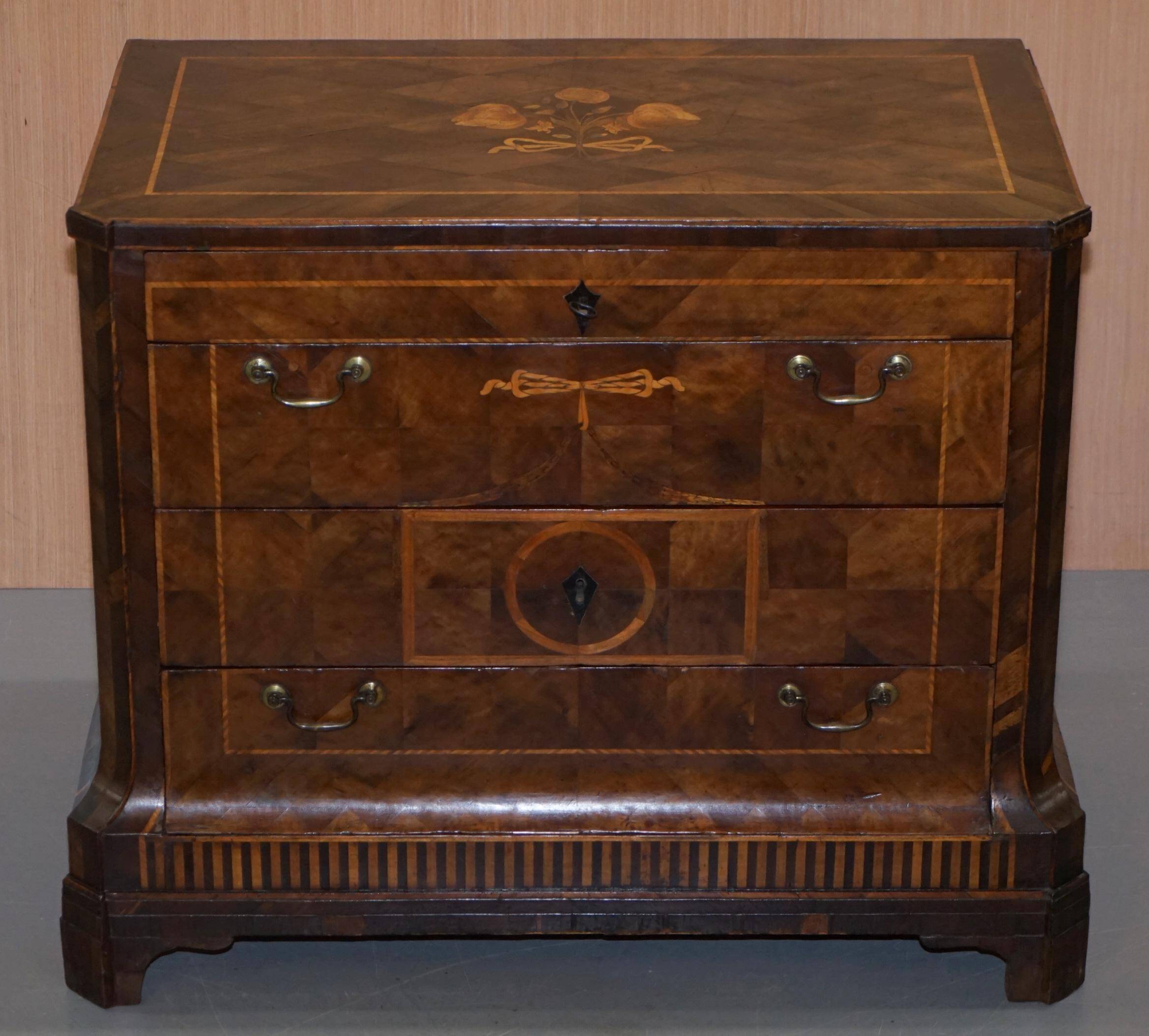 Rare commode with continental marquetry parquetry circa 1780