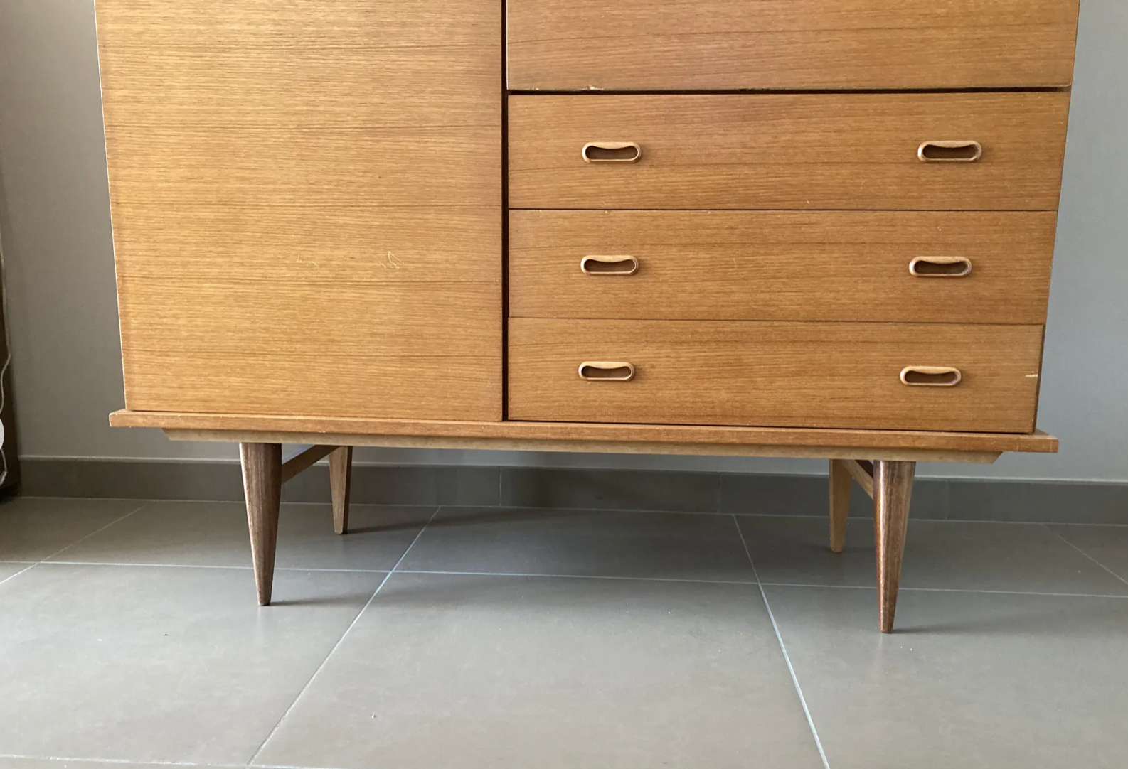 Secretary cabinet