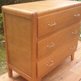 Dresser compass feet