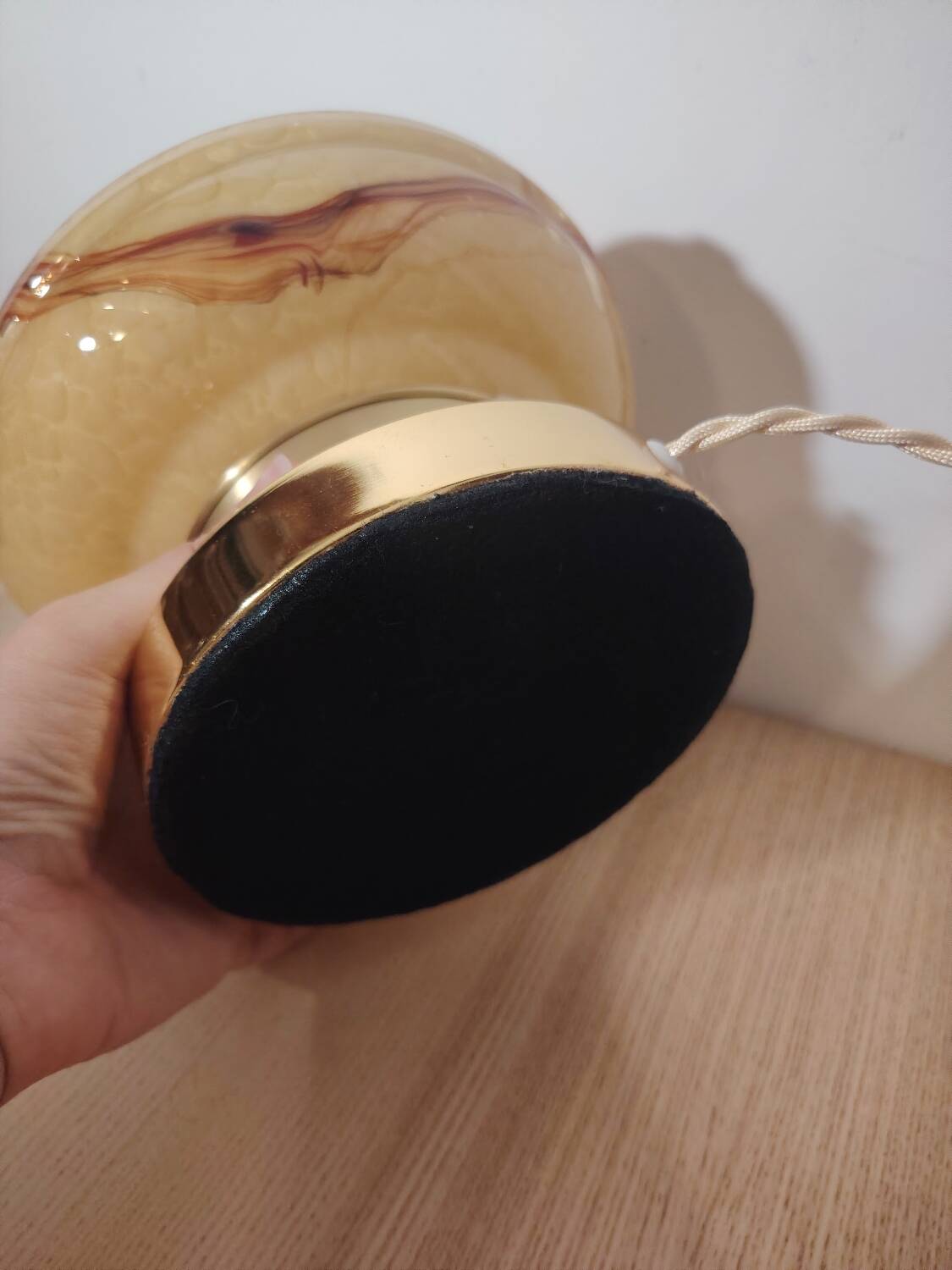 Yellow and brown marbled opaline lamp