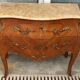 Commode sauteuse de style louis XV