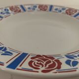 5 hollow plates Sarreguemines, Tabarin model