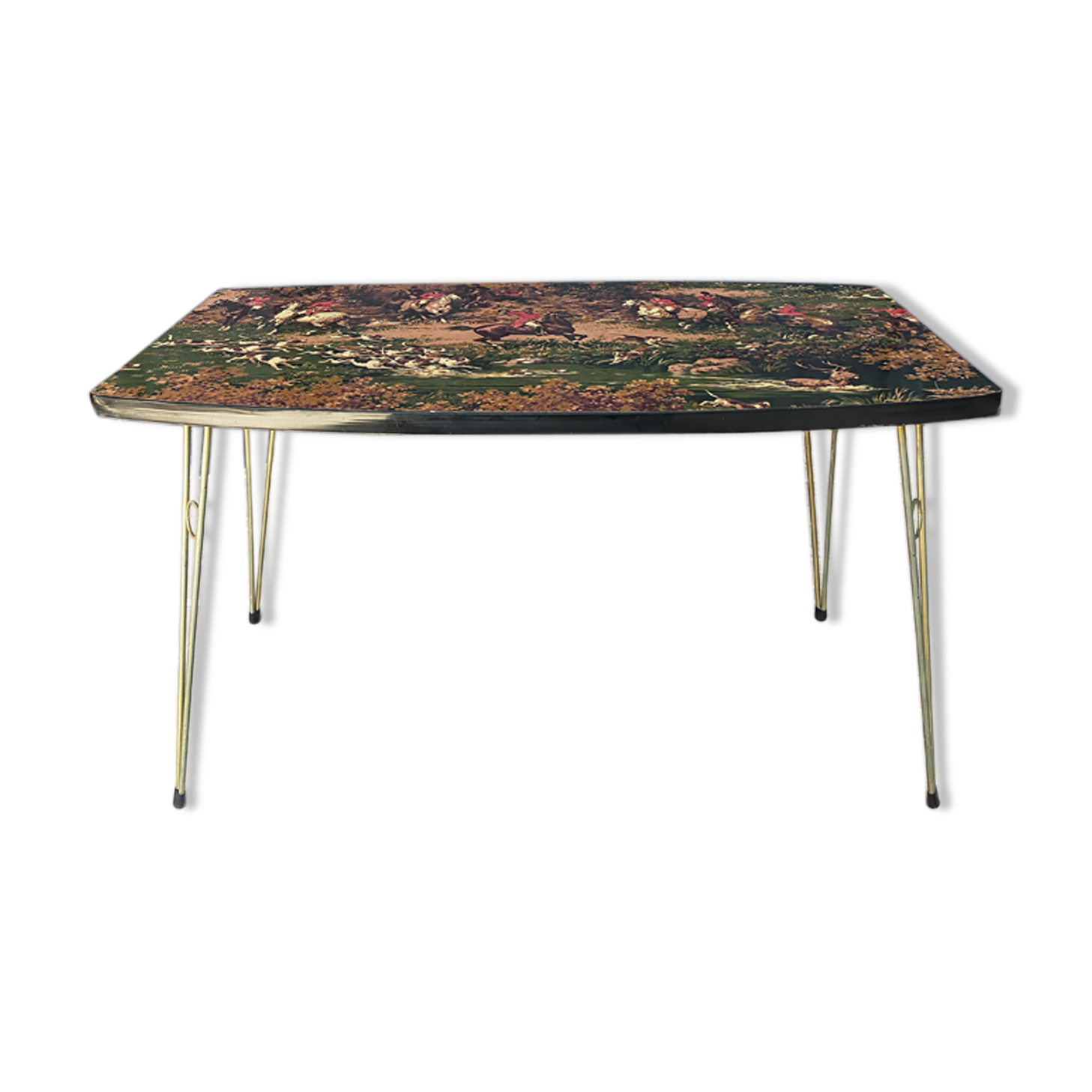 Vintage coffee table hunting scene