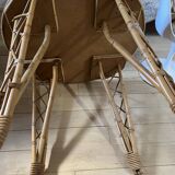 Round rattan table