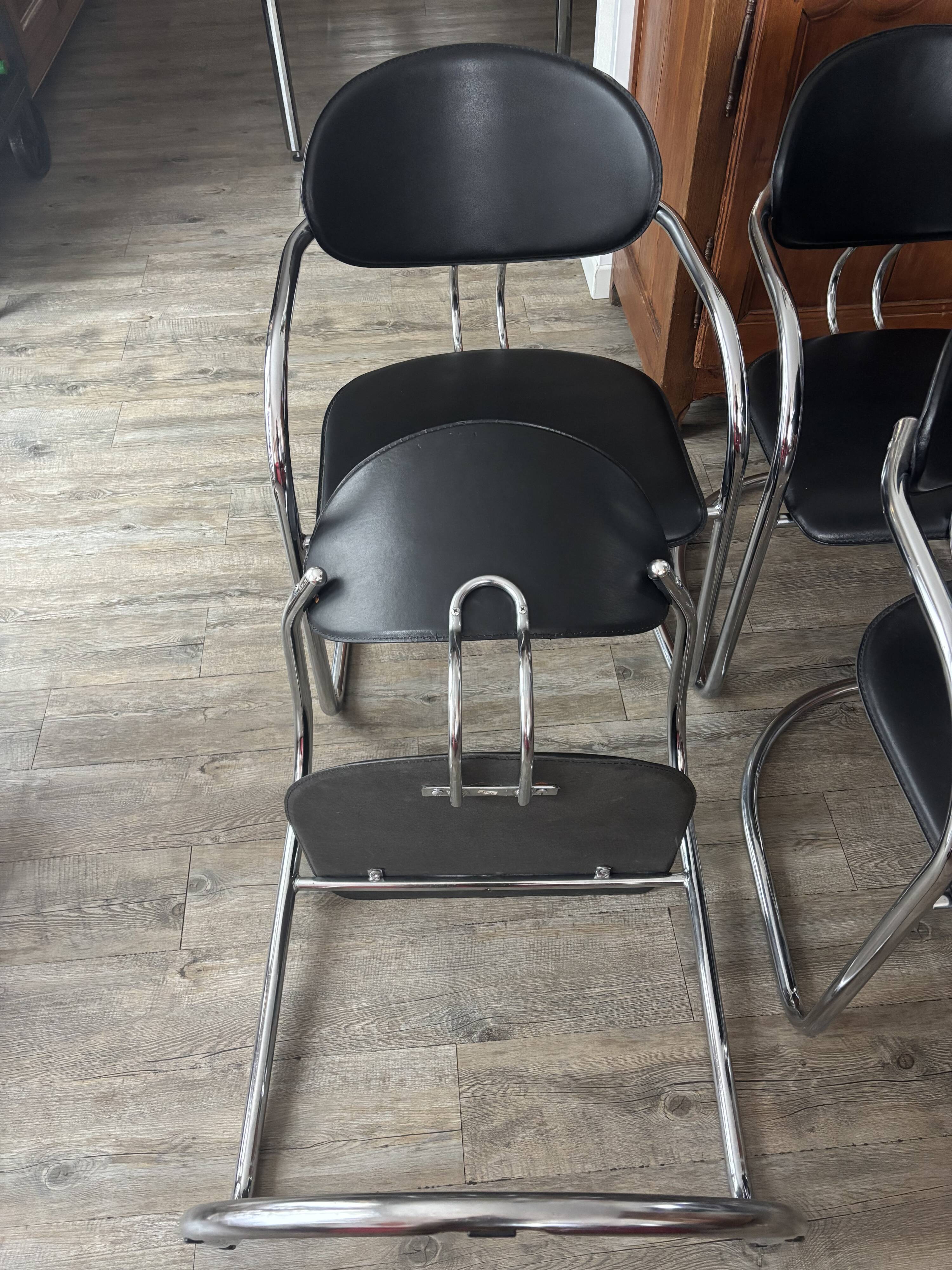 Chaises style Bauhaus chromées par Effezeta