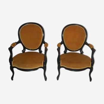 Paire de fauteuils médaillon de style Napoléon III